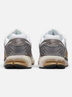 Чоловічі кросівки Nike Zoom Vomero 5 White / Grey FJ4151-006
