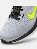Чоловічі кросівки Nike Winflo 10 Road Running Shoes Grey / Volt DV4022-007