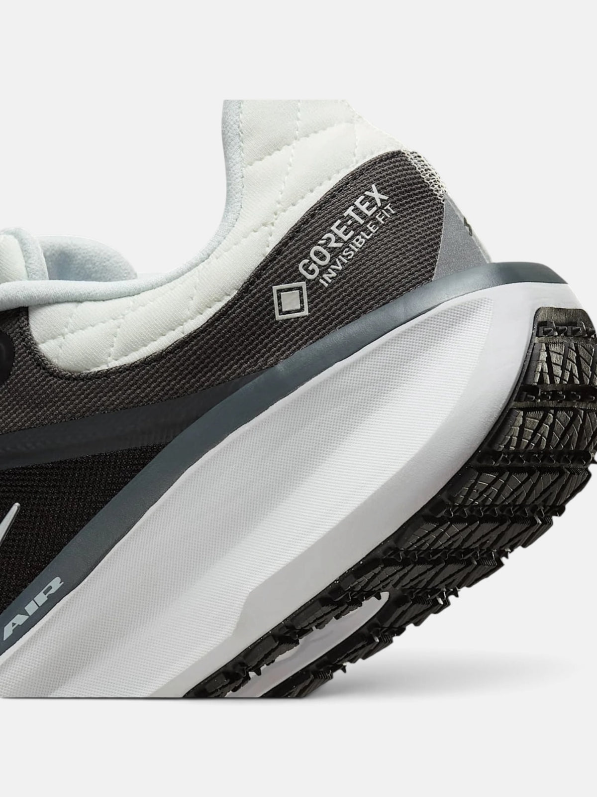 Чоловічі кросівки Nike Winflo 11 Gore-Tex White / Black FQ1358-004