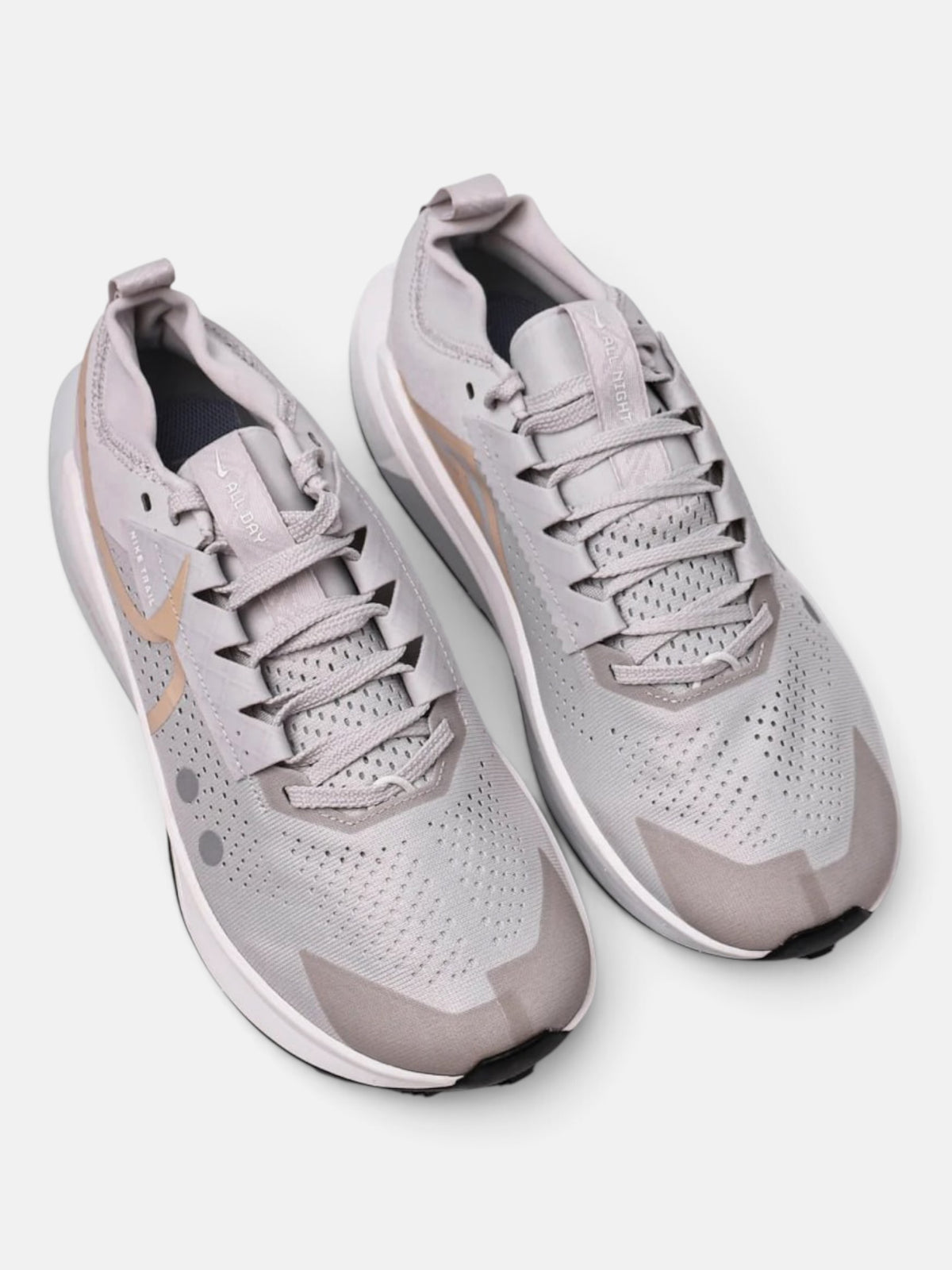 Чоловічі кросівки Nike Zegama White FD5190-010