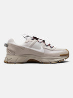 Чоловічі кросівки Nike Zoom Vomero Roam Grey HV4294-009