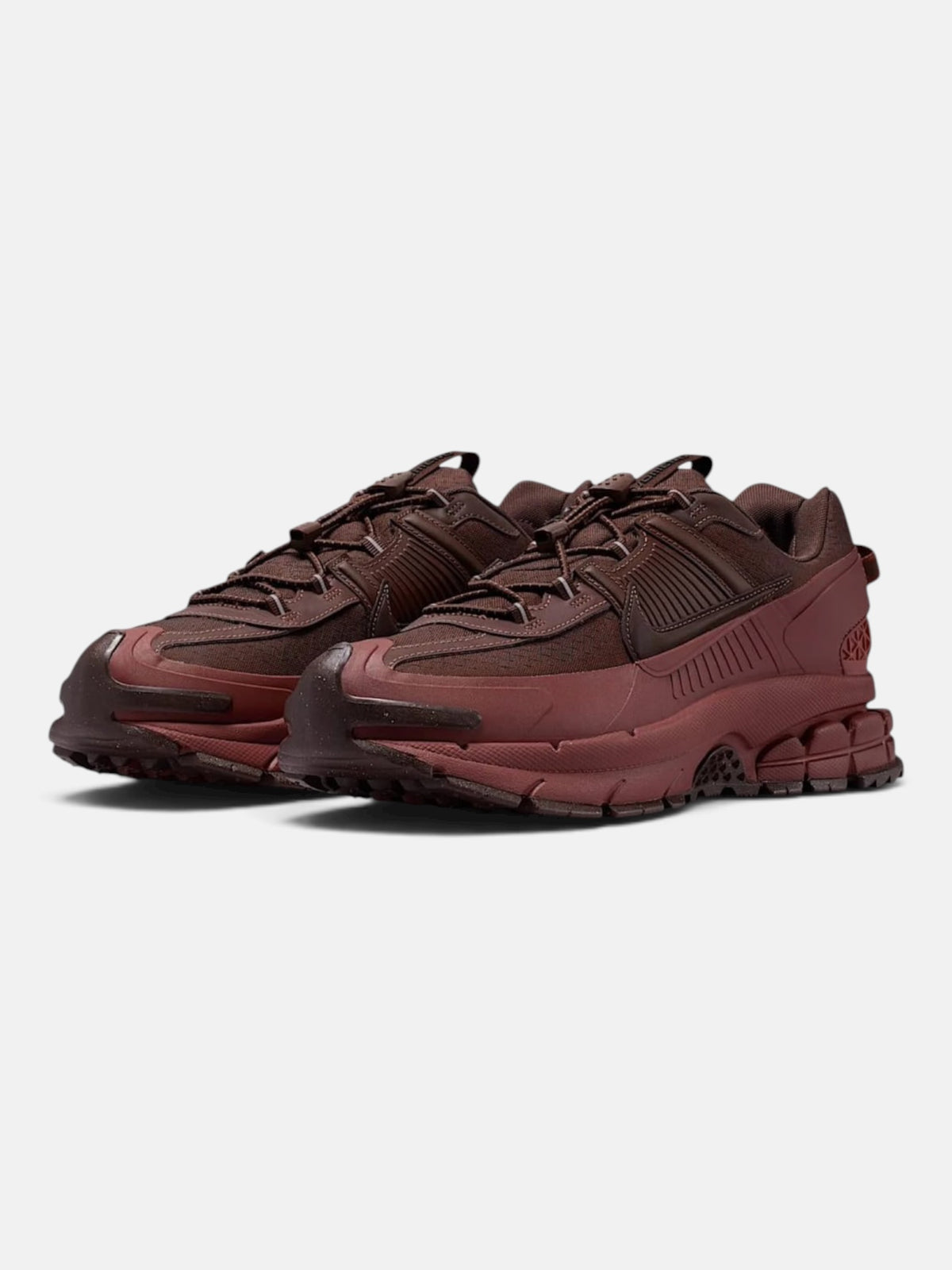 Чоловічі кросівки Nike Zoom Vomero Roam Brown HV6901-200