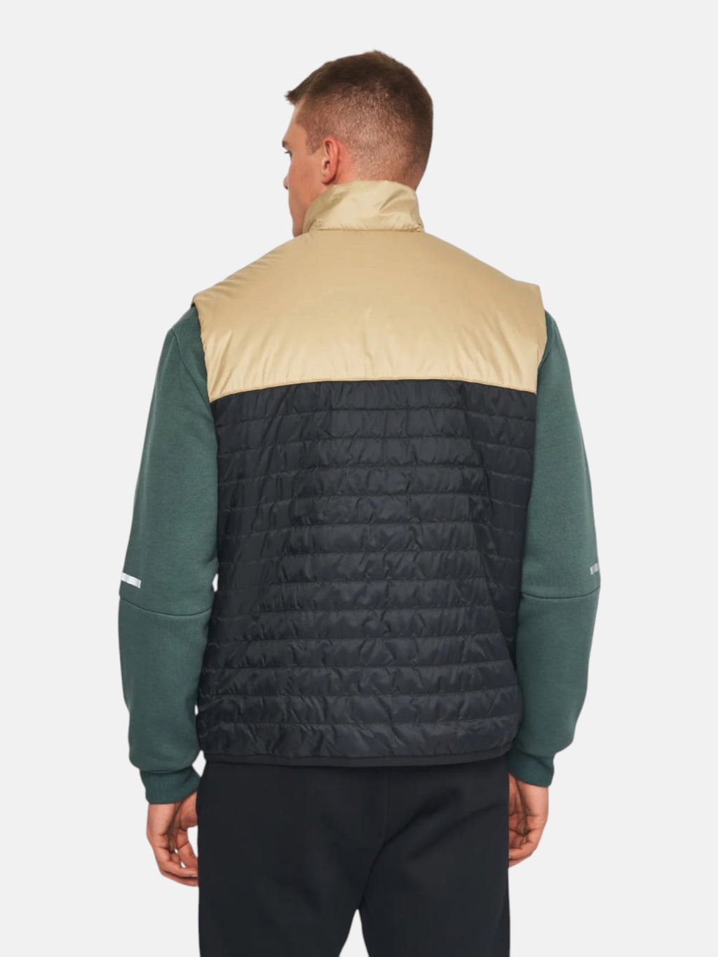 Чоловіча жилетка Nike TF WR Midweight Vest Black FB8201-010