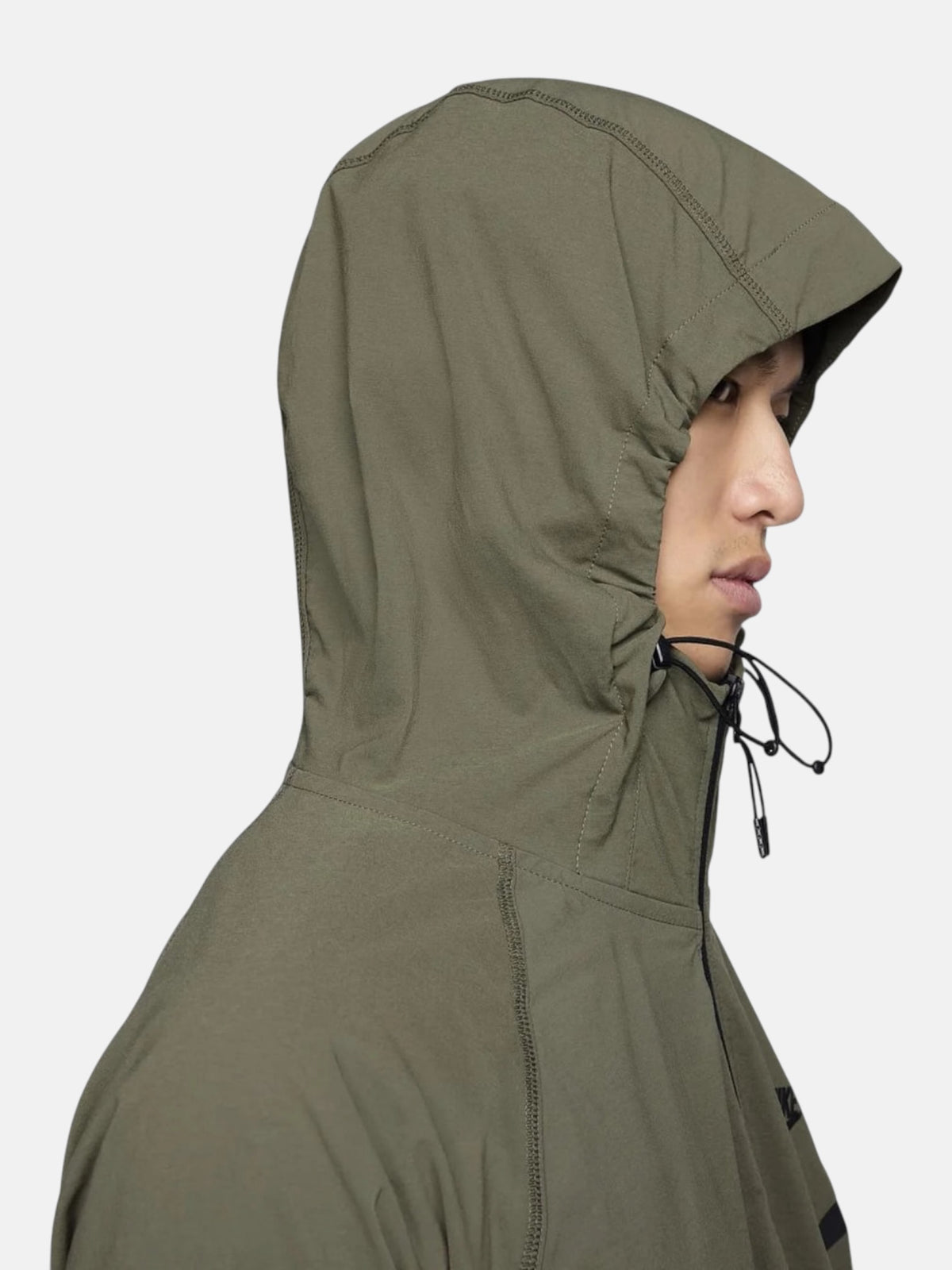 Чоловіча вітровка Nike Tech Olive HM7151-223