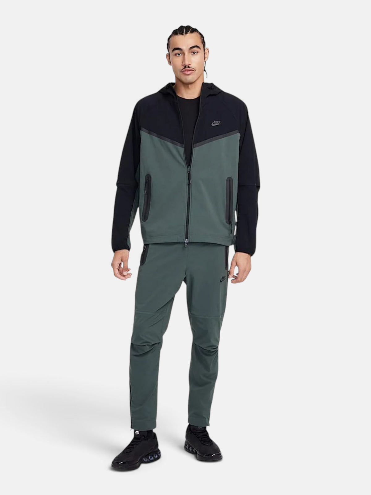 Чоловічі спортивні штани Nike Tech Woven Grey HM8241-338