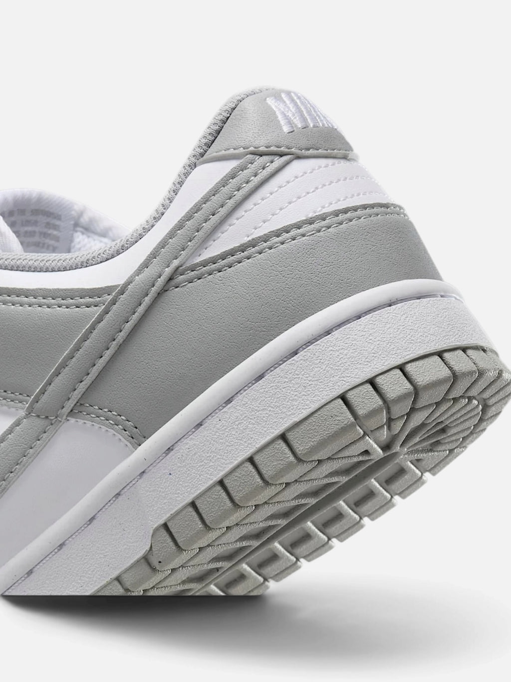 Жіночі кросівки Nike Dunk Low White/Grey DD1873-113