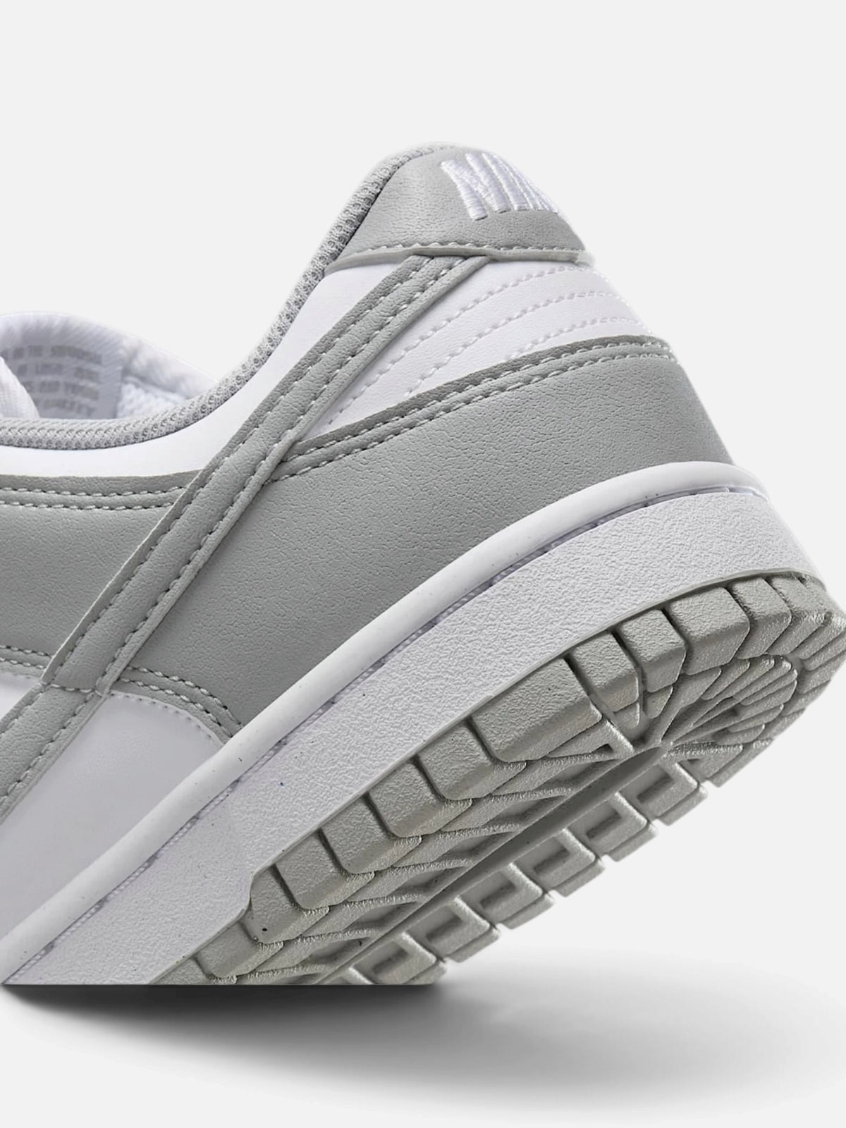Жіночі кросівки Nike Dunk Low White/Grey DD1873-113