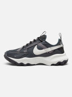 Жіночі кросівки Nike TC 7900 Black DD9682-001