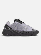 Чоловічі кросівки Adidas Yeezy Boost 700 MNVN Geode Violet GW9526