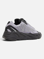 Чоловічі кросівки Adidas Yeezy Boost 700 MNVN Geode Violet GW9526
