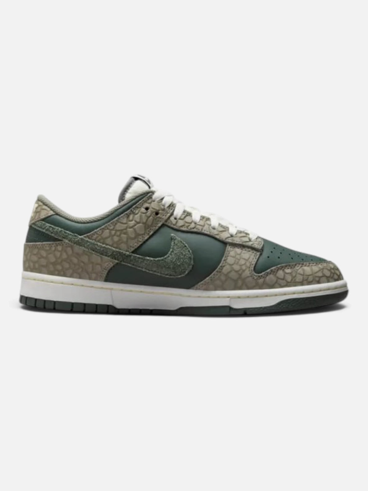 Чоловічі кросівки Nike Dunk Low Premium Green HF4878-053