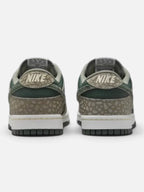 Чоловічі кросівки Nike Dunk Low Premium Green HF4878-053