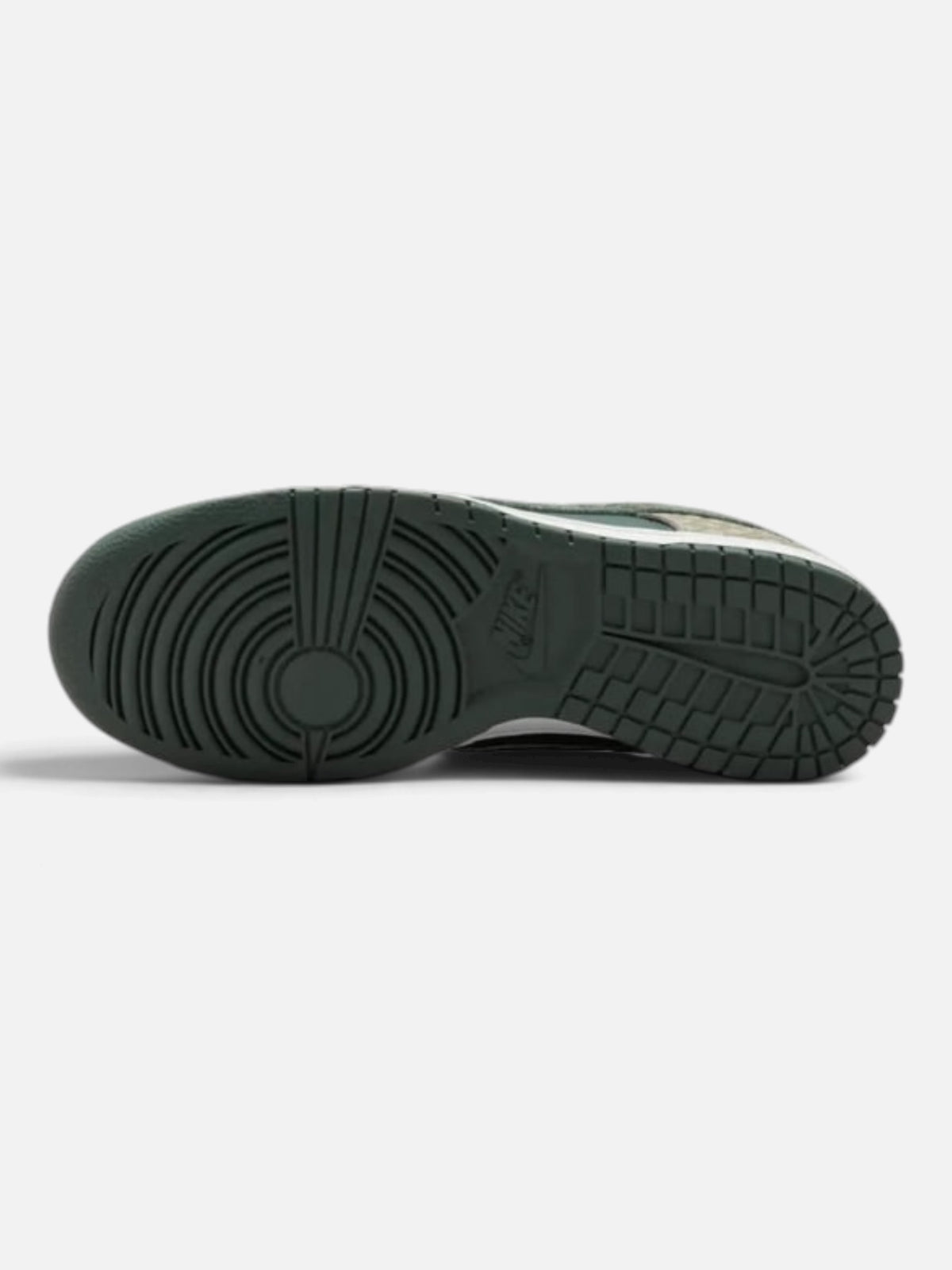 Чоловічі кросівки Nike Dunk Low Premium Green HF4878-053