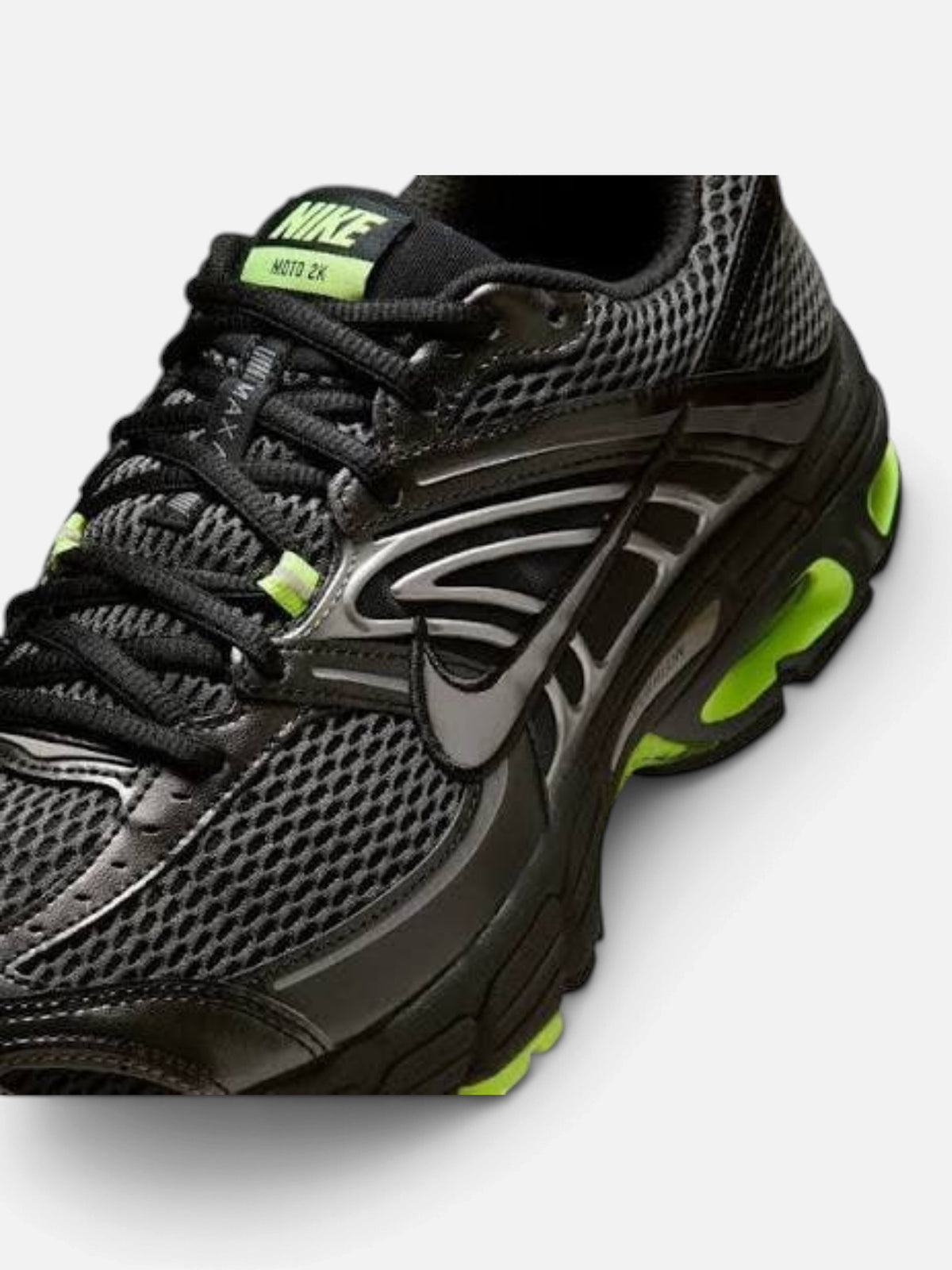 Чоловічі кросівки Nike Air Max Moto 2K Black/Volt IO9279-002