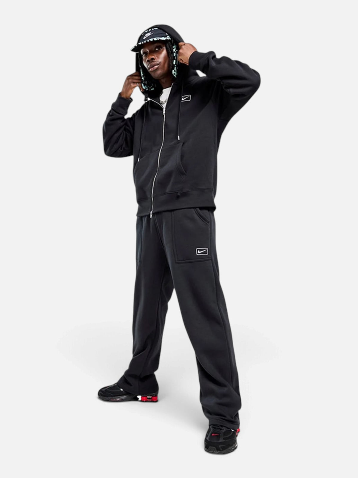 Чоловічий спортивний костюм Nike Sportswear Full-Zip Black IQ2765-010 / IQ2768-010
