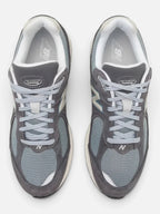 Чоловічі кросівки New Balance 2002R Grey M2002RFB