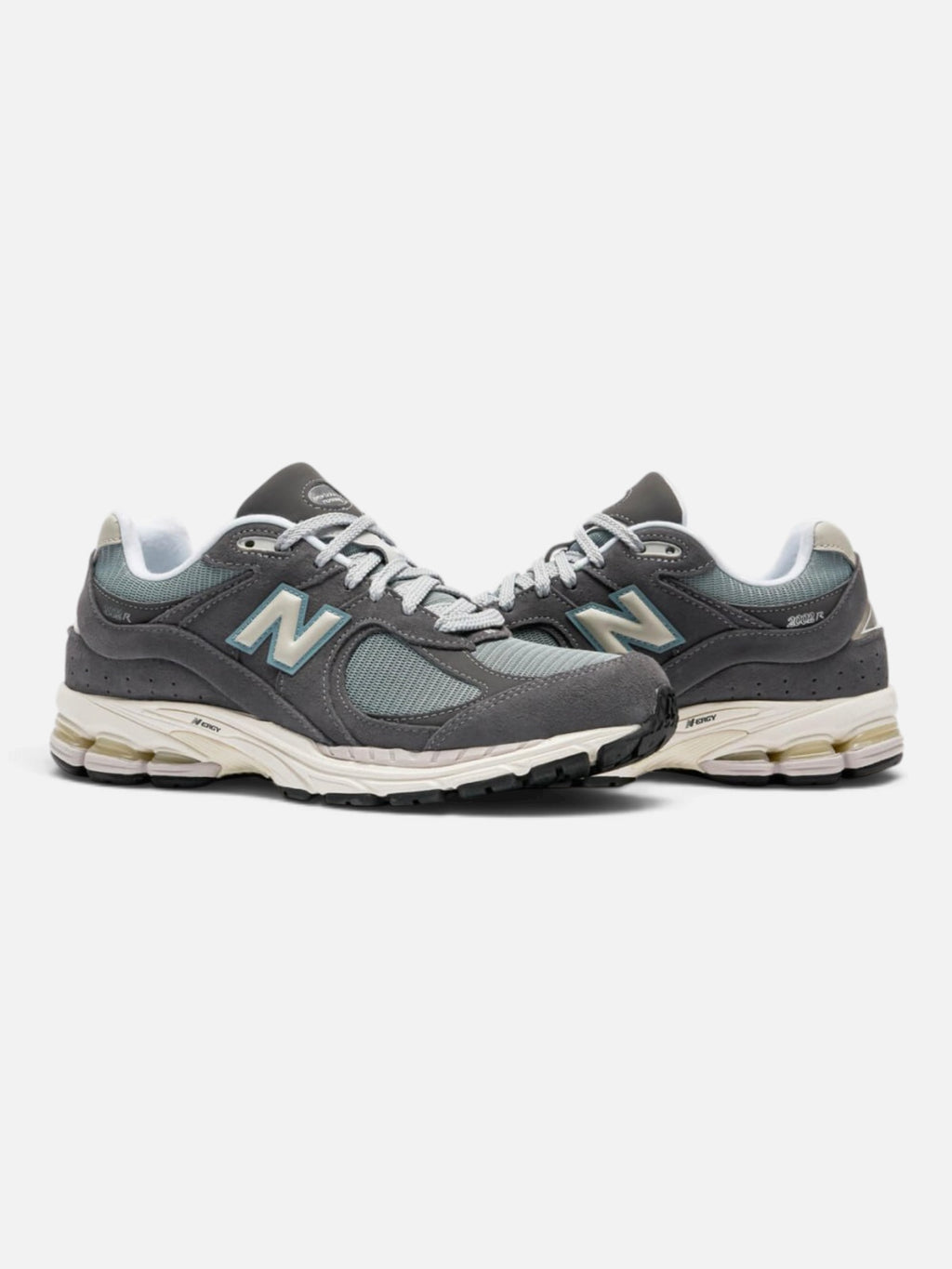 Чоловічі кросівки New Balance 2002R Grey M2002RFB