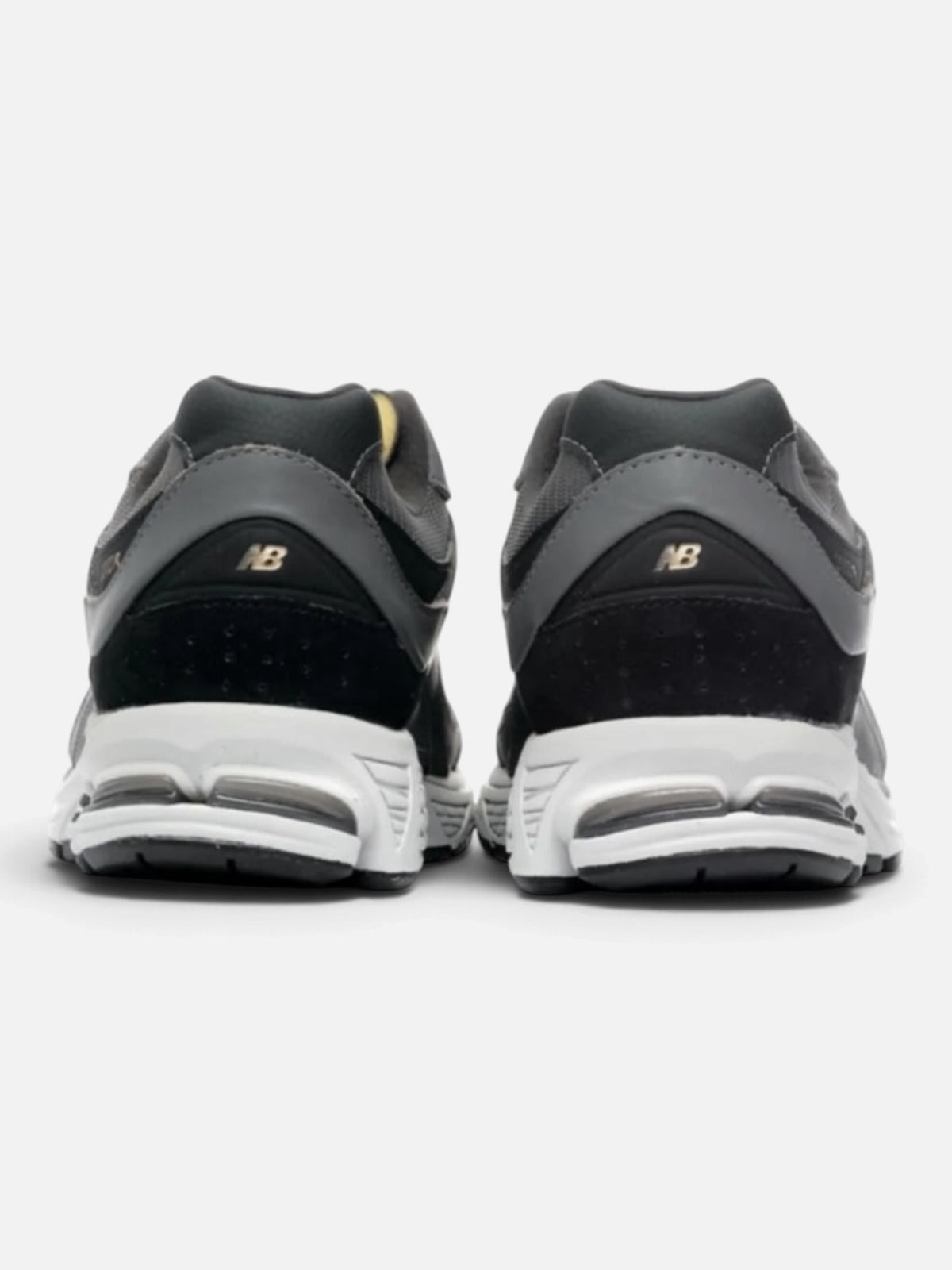 Чоловічі кросівки New Balance 2002R Grey M2002RVG