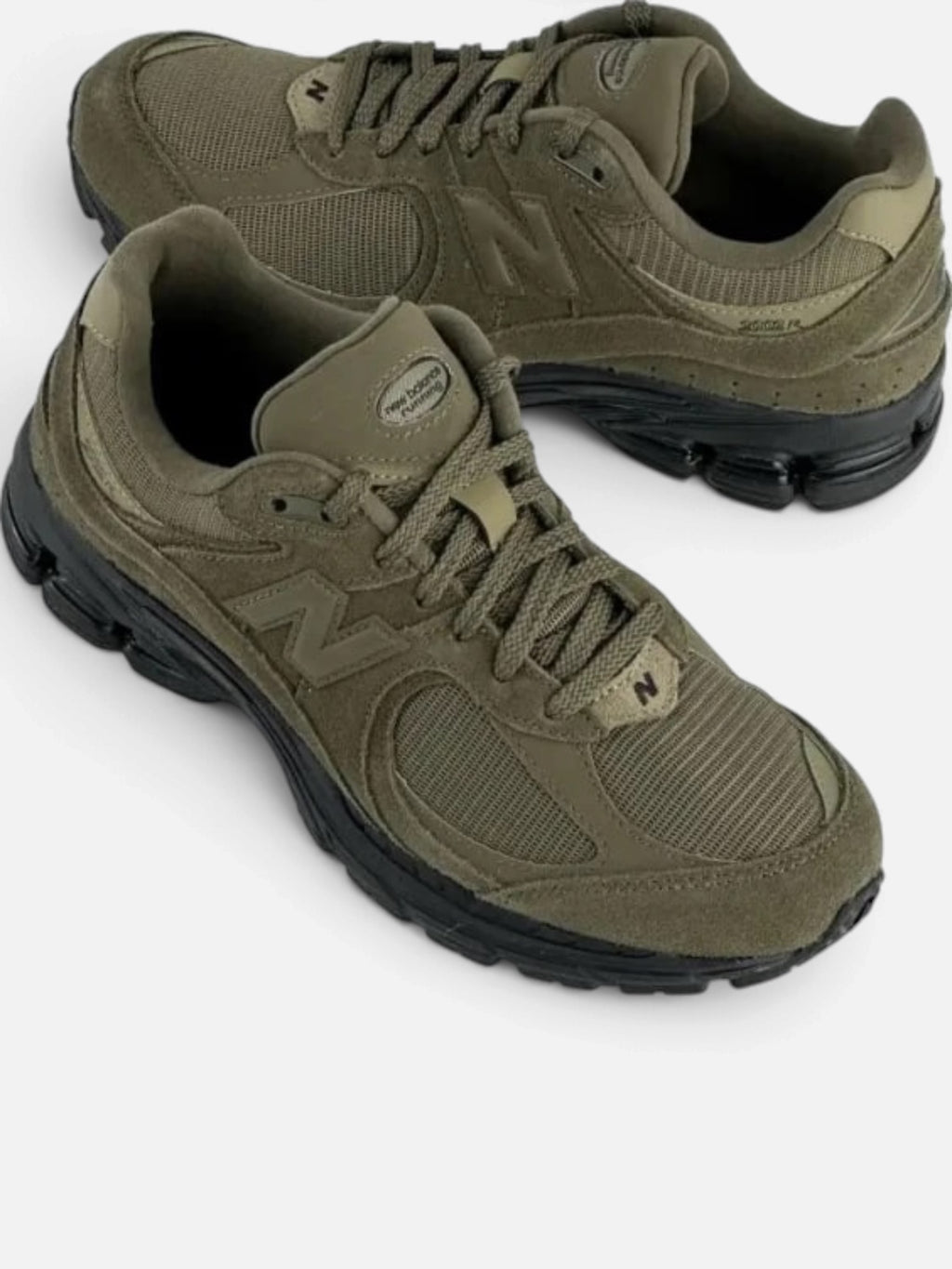 Чоловічі кросівки New Balance 2002R Olive M2002RZC