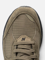 Чоловічі кросівки New Balance 2002R Olive M2002RZC