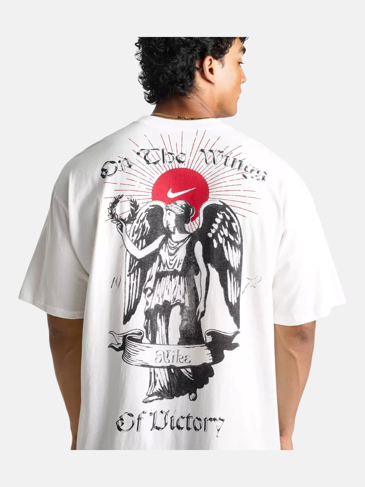 Чоловіча футболка Nike Sportswear Summit White IZ3157-121