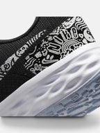 Жіночі кросівки Nike Revolution 6 Black/White DV3181-001