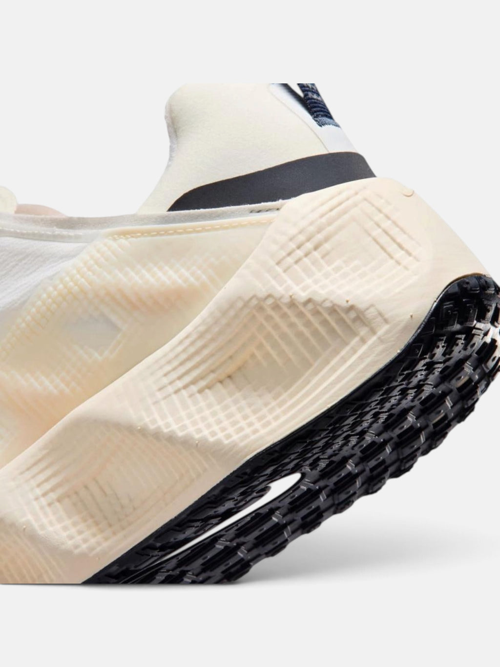 Чоловічі кросівки Nike Ava Rover Summit White DX4215-102