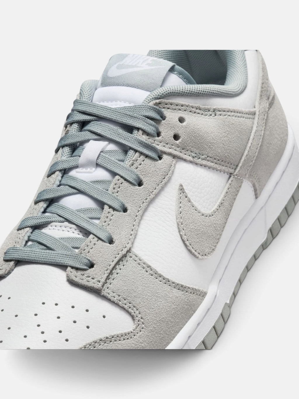 Чоловічі кросівки Nike Dunk Low Retro SE Pumice Grey/White FQ8249-101