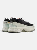 Чоловічі кросівки Nike Zoom Vomero Roam Winterized White/Black FV2295-001