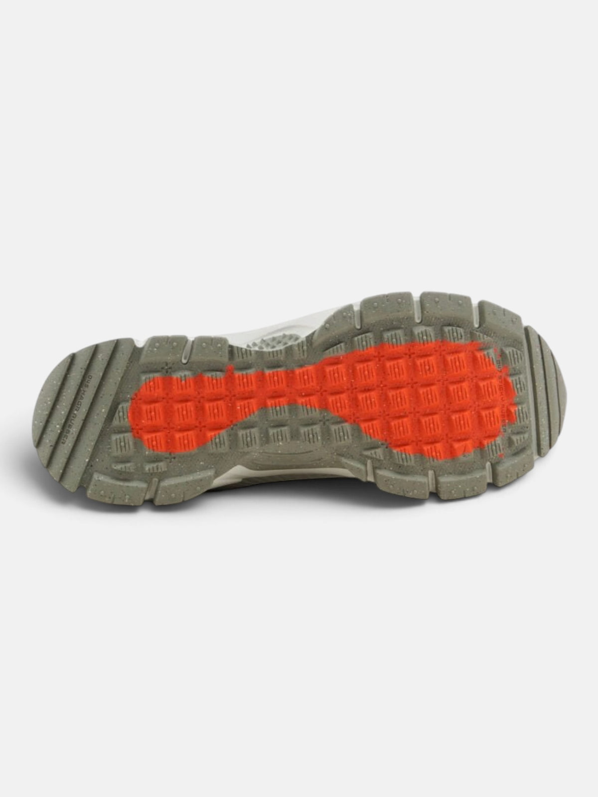 Чоловічі кросівки Nike Zoom Vomero Roam Winterized White/Black FV2295-001