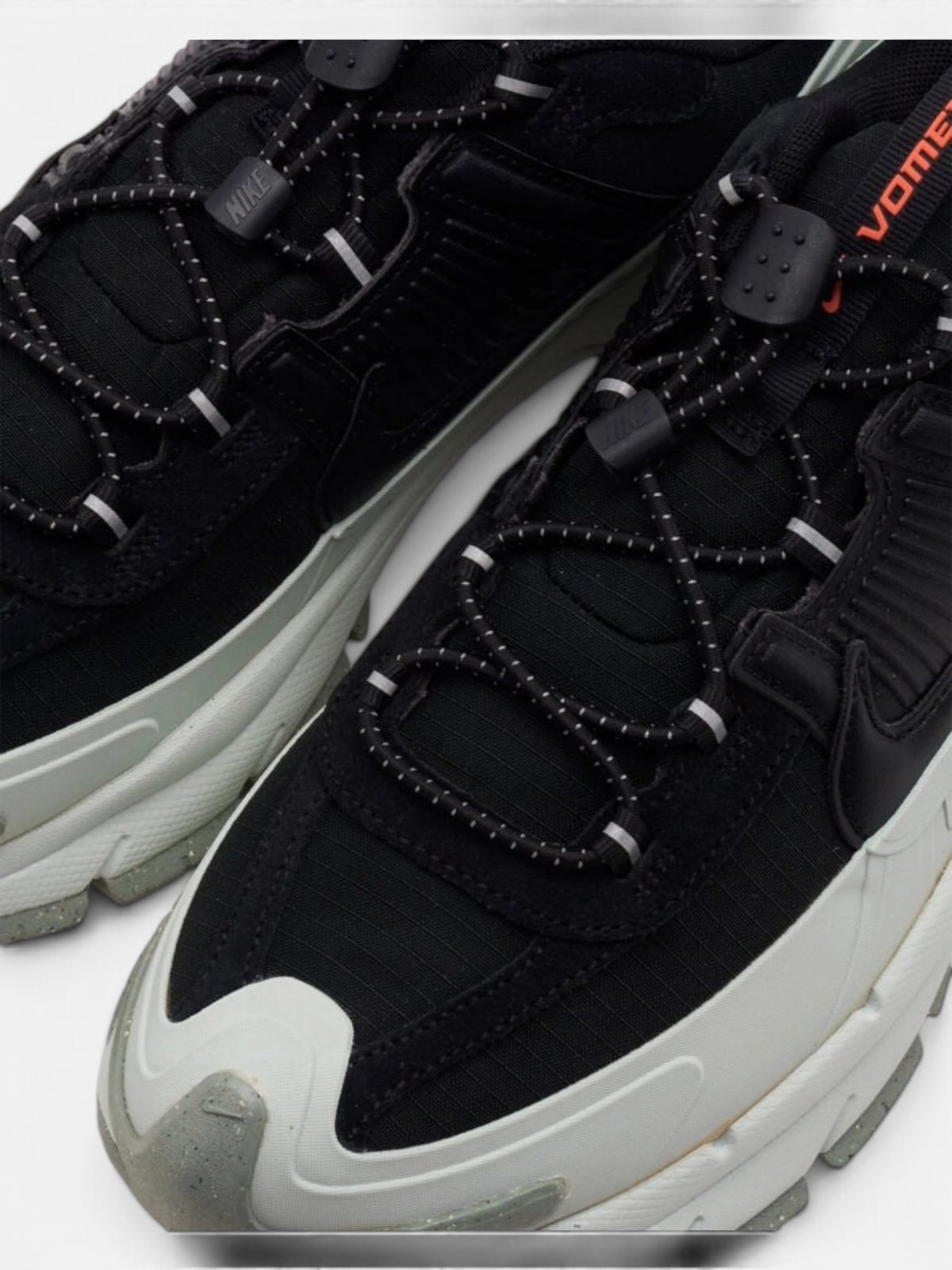 Чоловічі кросівки Nike Zoom Vomero Roam Winterized White/Black FV2295-001