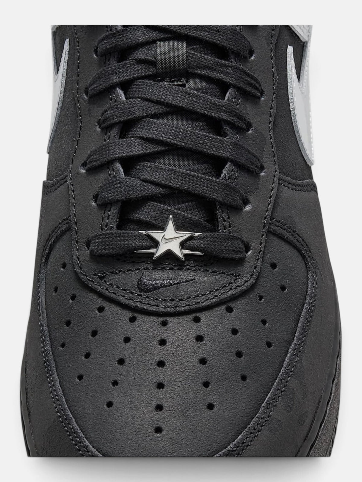Чоловічі кросівки Nike Air Force 1 Low Retro Black HF2885-001