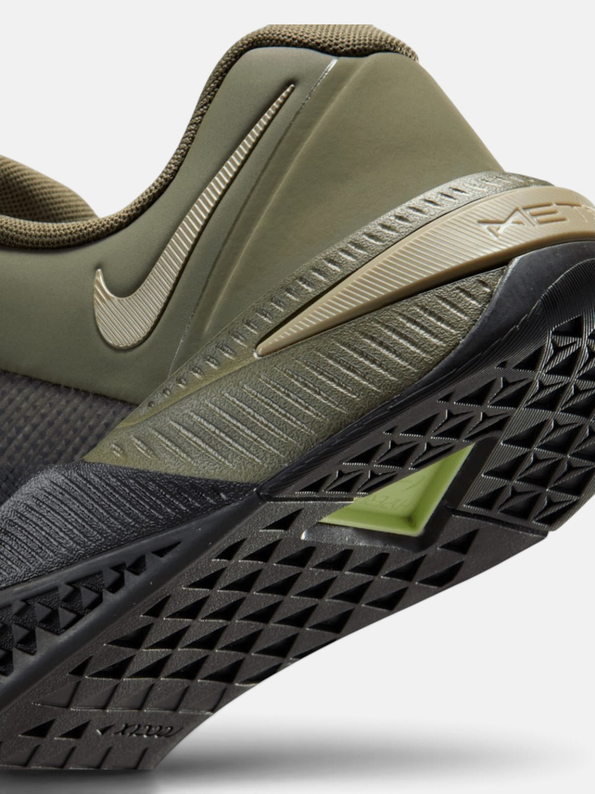 Чоловічі кросівки Nike Metcon 10 Olive HJ1875-200