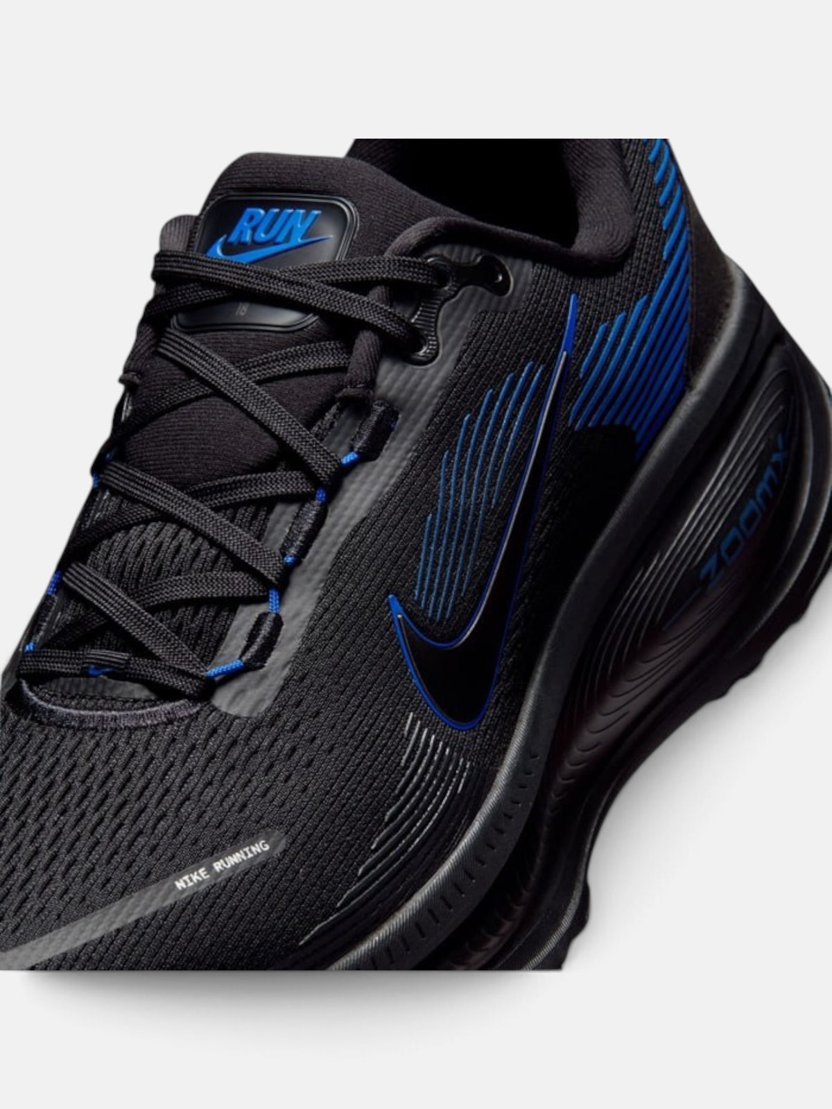 Чоловічі кросівки Nike Vomero 18 Black/Blue HM6803-013