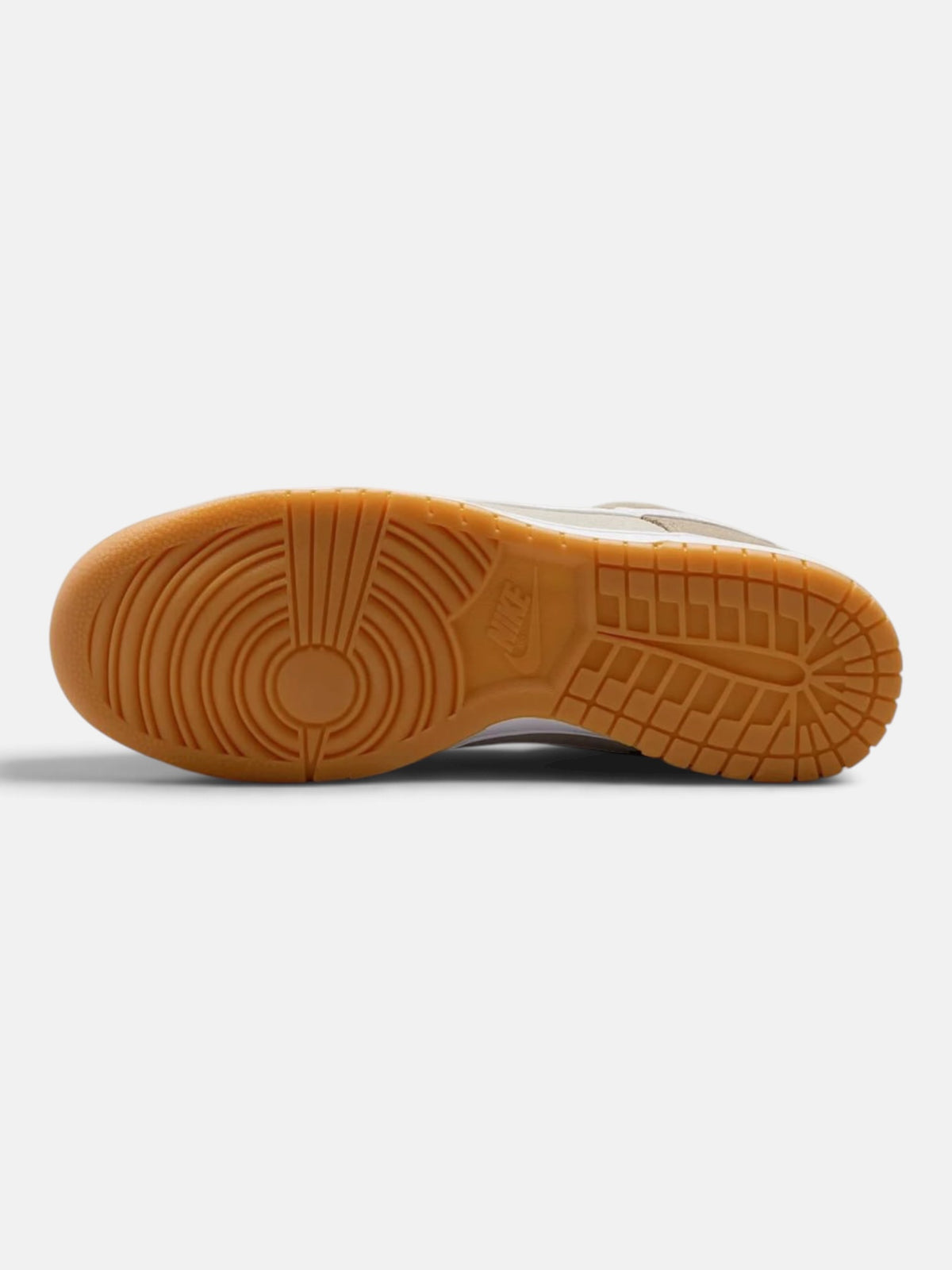 Чоловічі кросівки Nike Dunk Low Retro SE Beige HQ1931-100