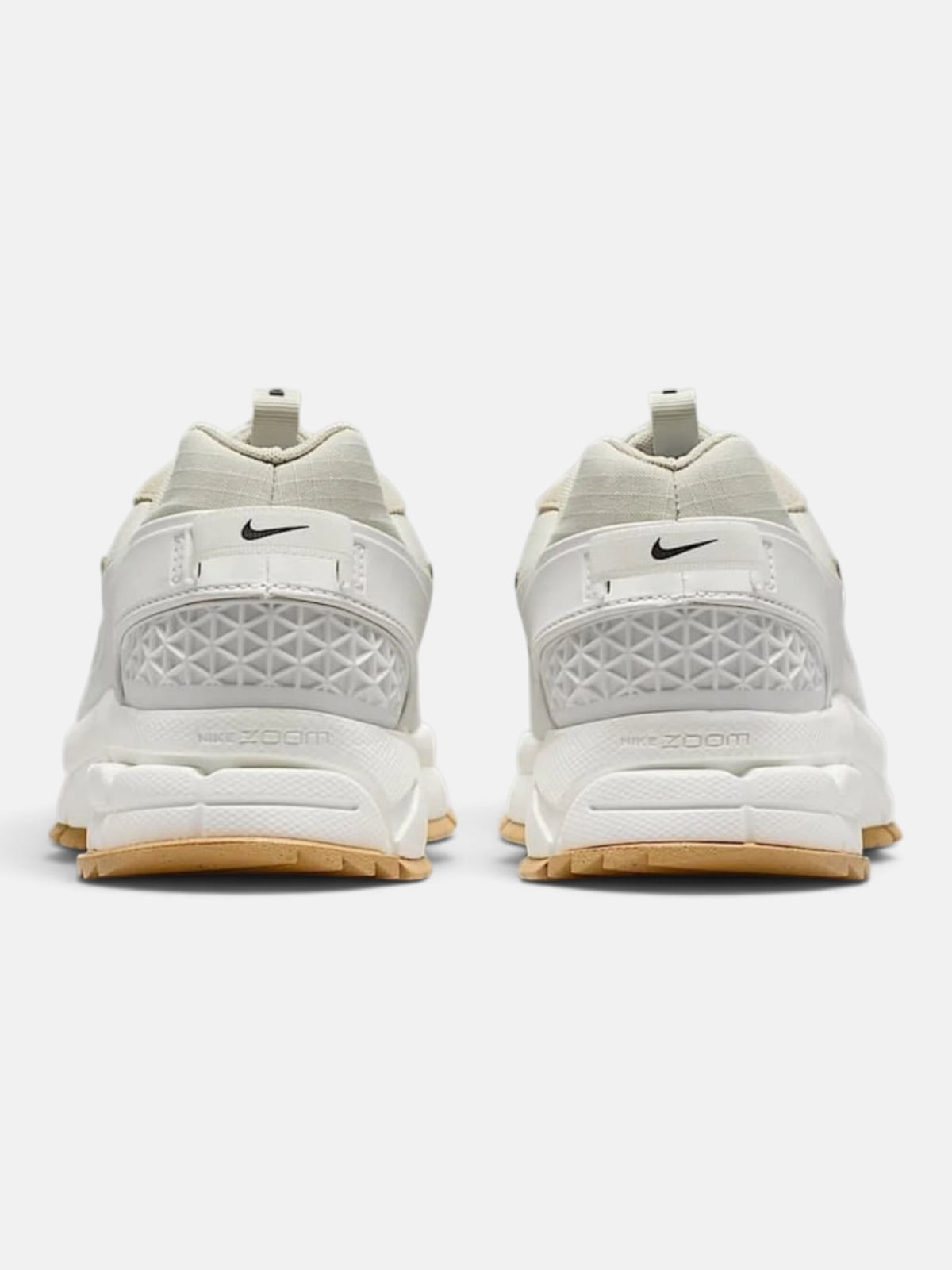 Жіночі кросівки Nike Zoom Vomero Roam Beige HQ2181-100