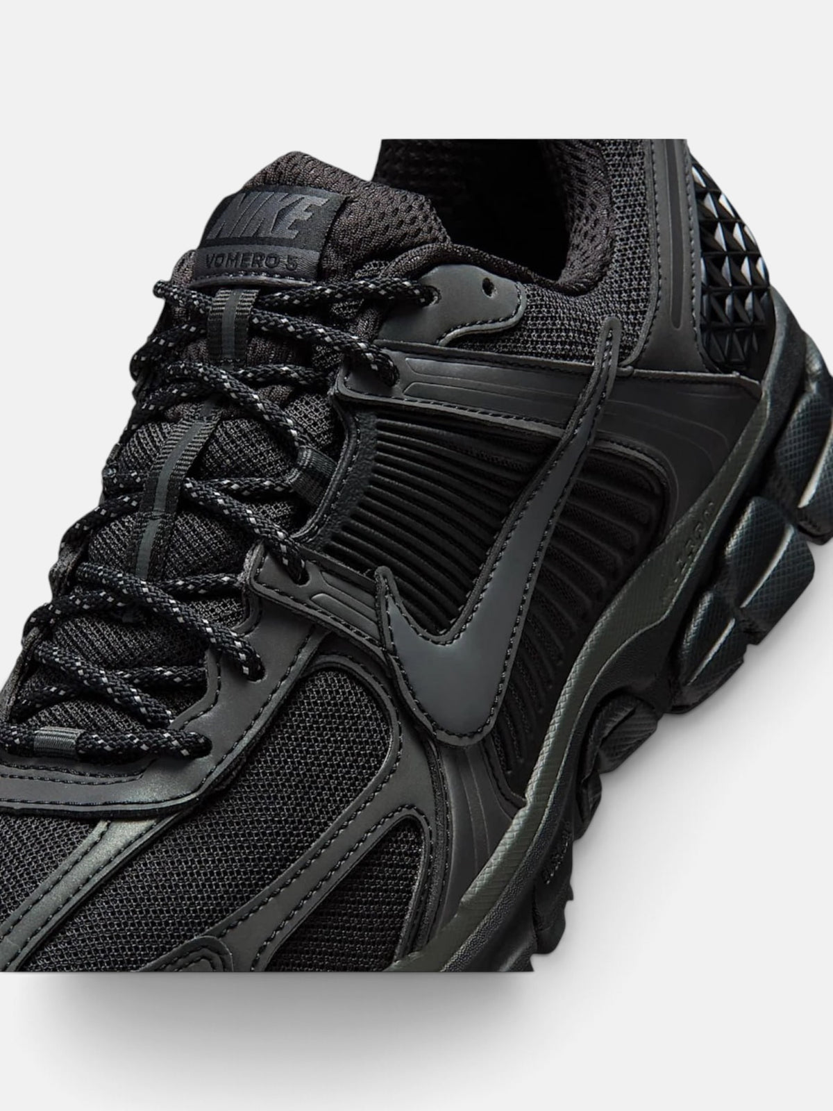 Чоловічі кросівки Nike Zoom Vomero 5 SE Black IM6597-001