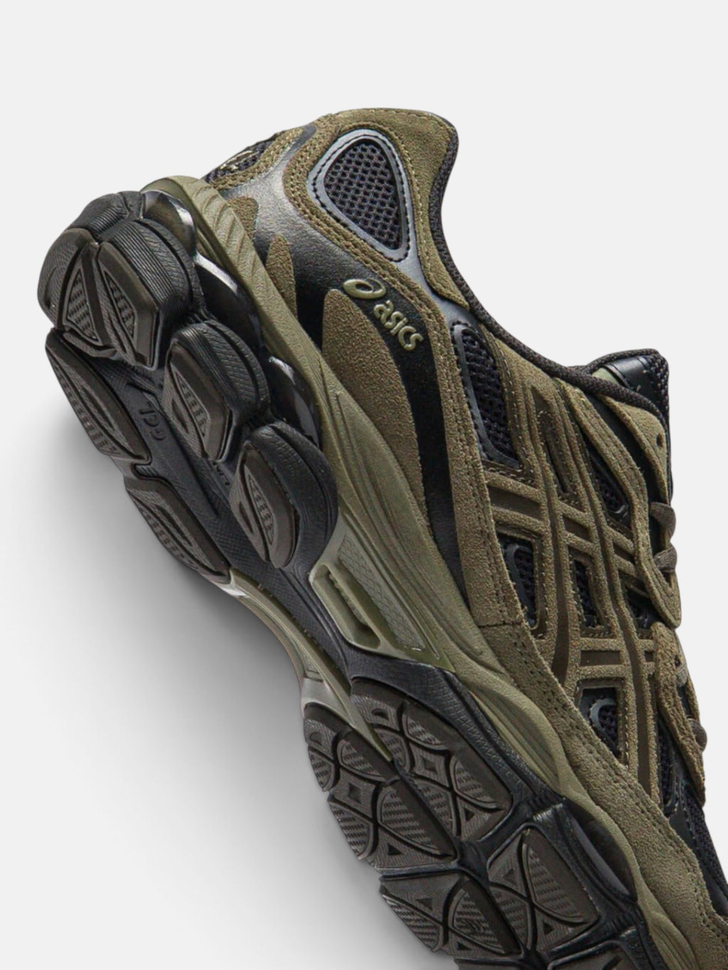 Унісекс кросівки ASICS GEL-NYC Olive 1203A383-303