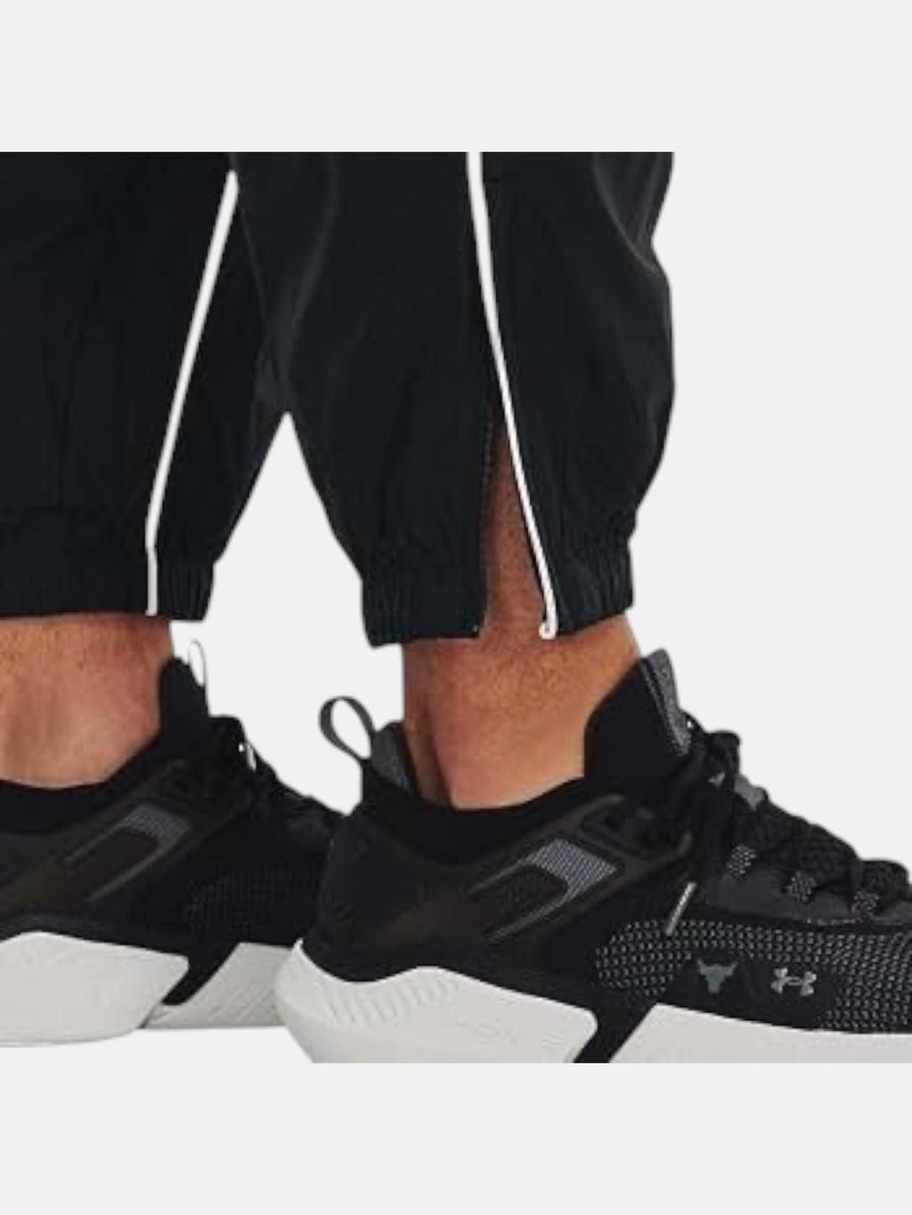 Чоловічі штани Under Armour Unstoppable Black 1377426-001