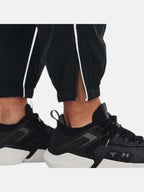 Чоловічі штани Under Armour Unstoppable Black 1377426-001