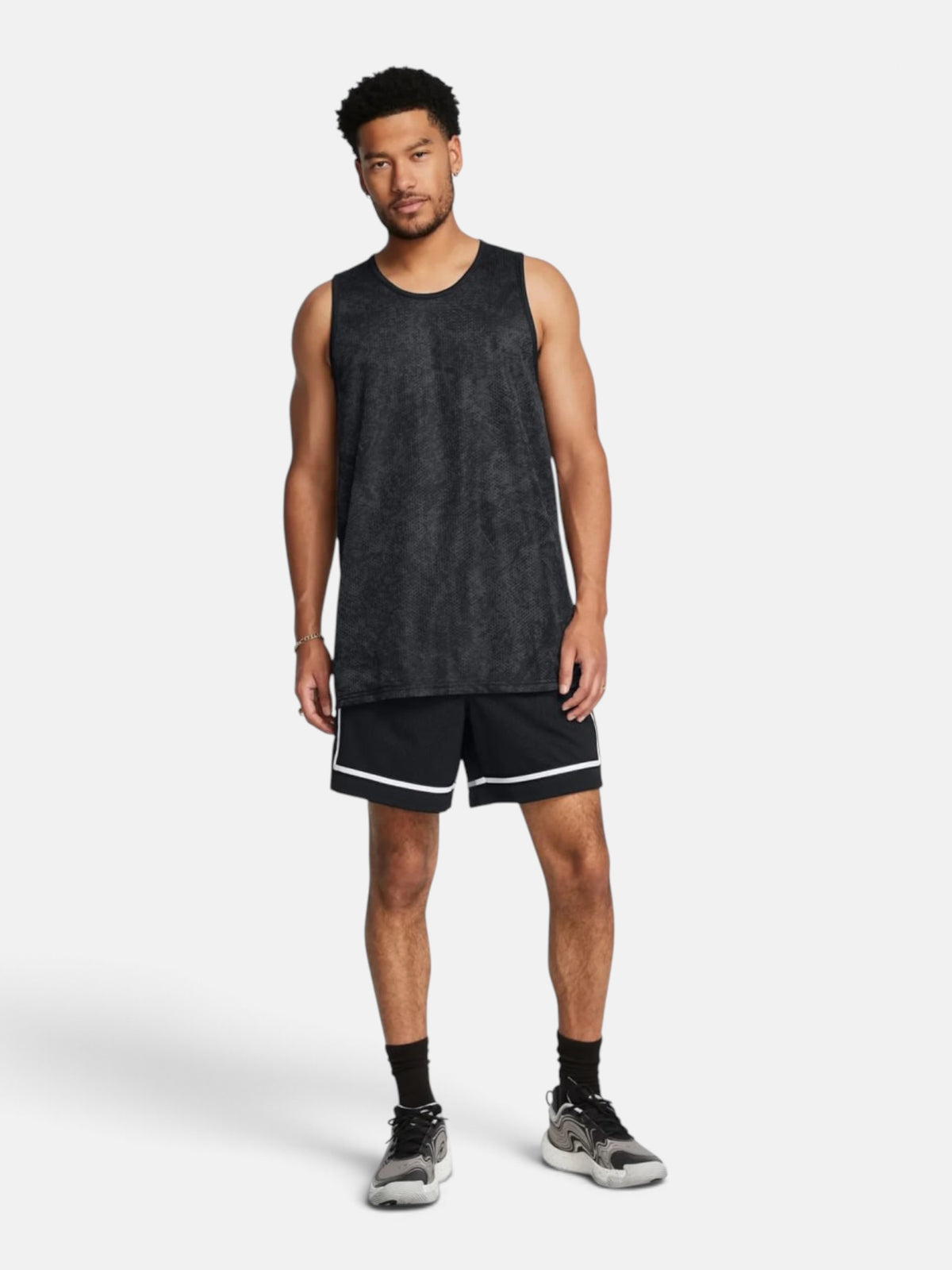 Чоловічі шорти Under Armour Zone Pro Black 1387089-001