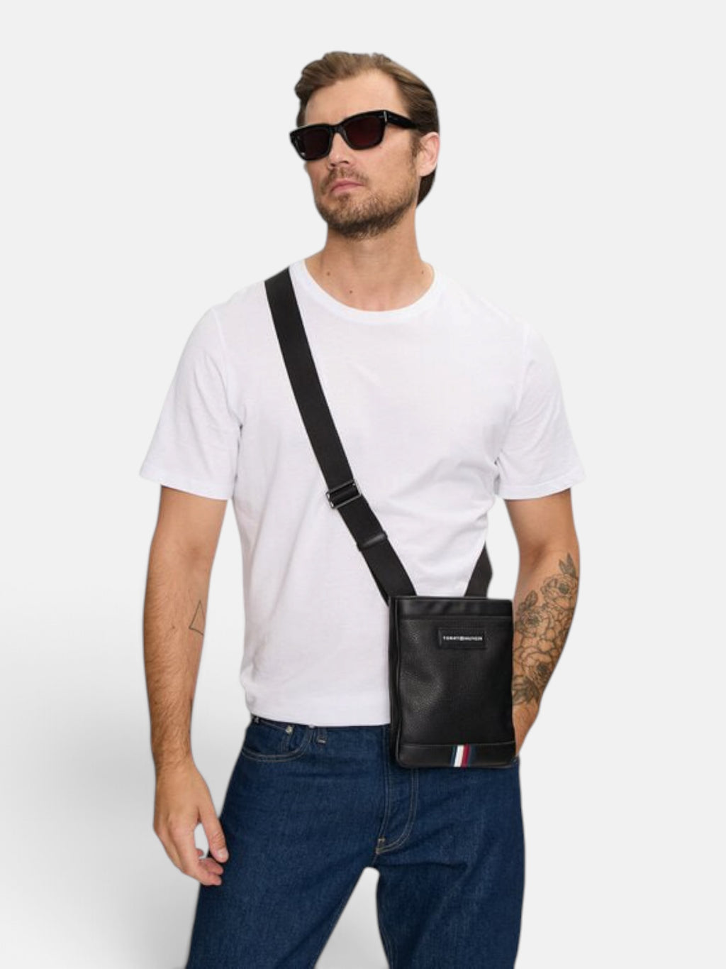 Сумка чоловіча Tommy Hilfiger Crossbody Bag Black AM0AM12708