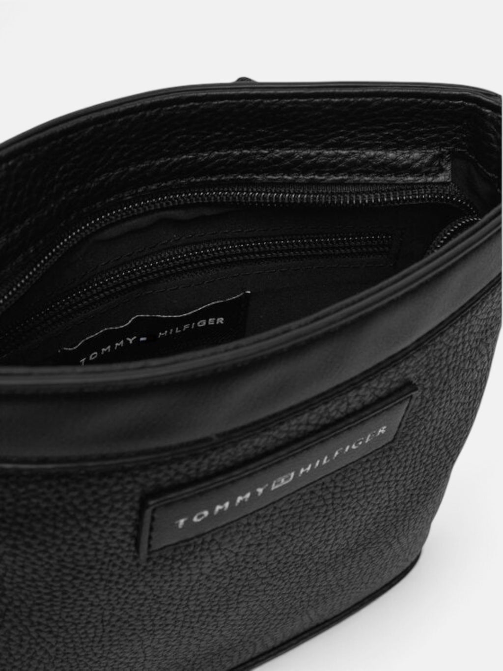 Сумка чоловіча Tommy Hilfiger Crossbody Bag Black AM0AM12708