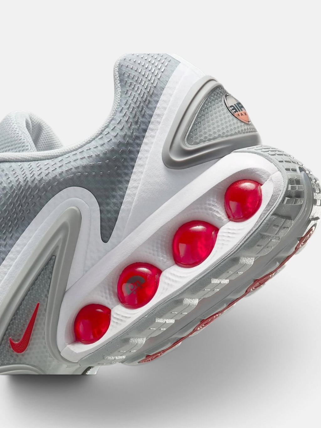 Кросівки чоловічі Nike Air Max Dn Grey DV3337-018