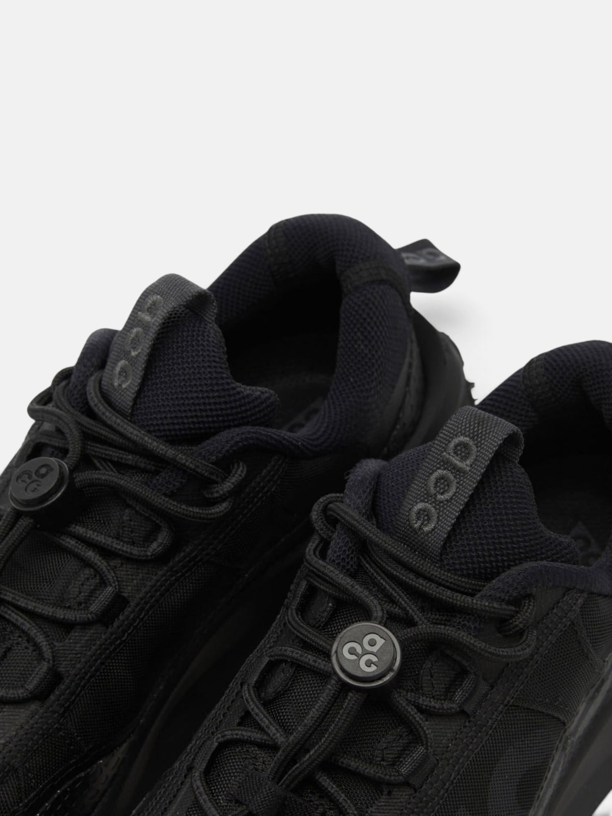 Кросівки чоловічі Nike ACG Mountain Fly 2 Low Black DV7903-002