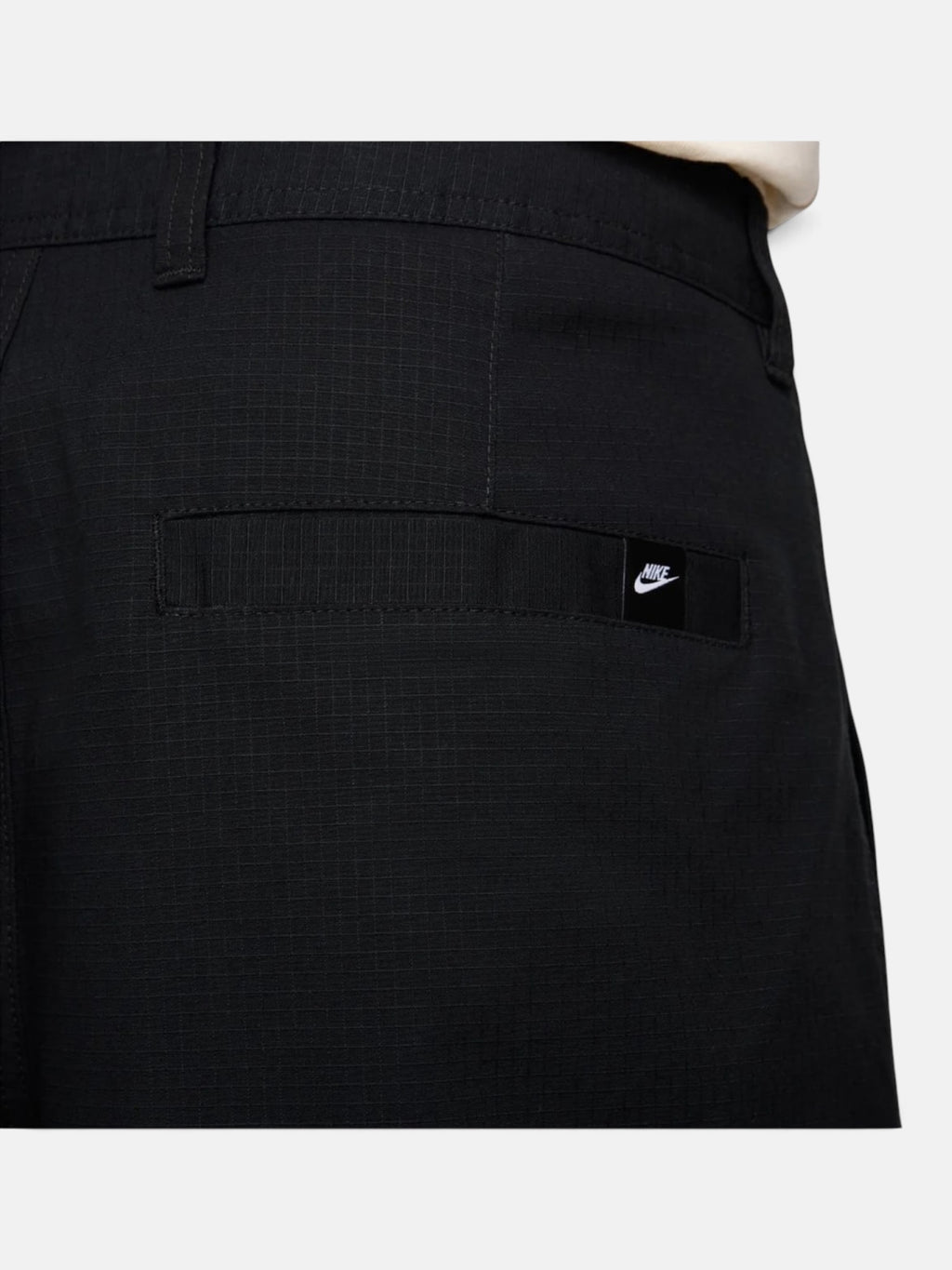 Шорти чоловічі Nike Club Woven Cargo Black FN3517-010